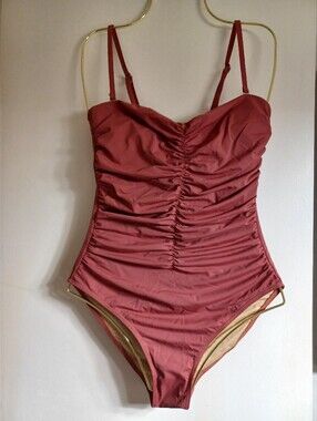 Ruched One-Piece Swimsuit in Dusty Rose Size S